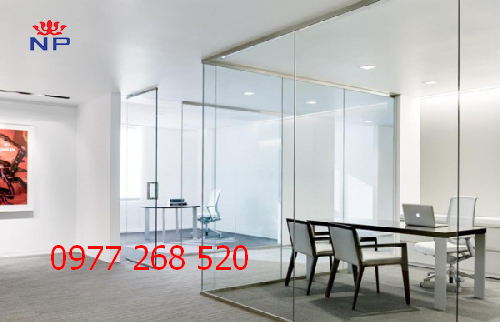 VÁCH KÍNH CƯỜNG LỰC PHỐ KIM MÃ