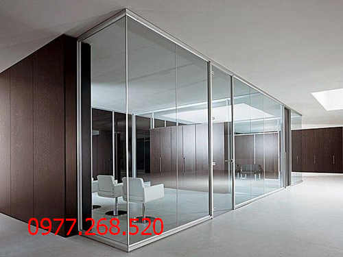 VÁCH KÍNH CƯỜNG LỰC PHỐ NGUYÊN HỒNG