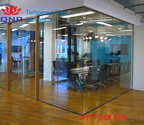 VÁCH KÍNH CƯỜNG LỰC PHỐ TRUNG HÒA