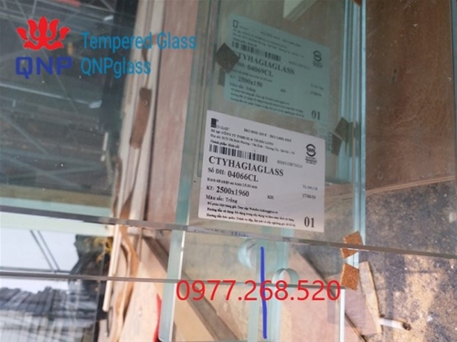 VÁCH KÍNH CƯỜNG LỰC HẢI LONG