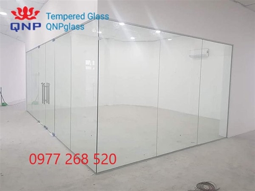 VÁCH KÍNH CƯỜNG LỰC PHỐ ĐỊNH CÔNG
