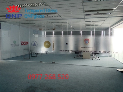 VÁCH NGĂN PHÒNG ĐIỀU HÒA GIÁ RẺ