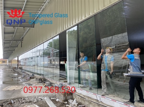VÁCH KÍNH CƯỜNG LỰC NHÀ XƯỞNG