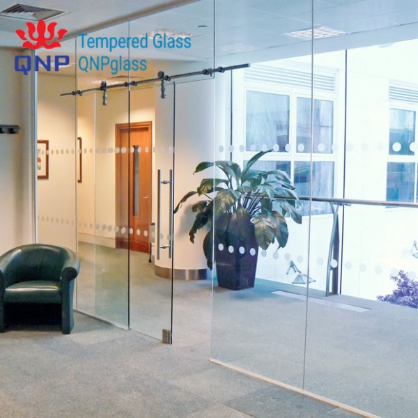 Những thông tin cần phải biết khi lắp đặt cửa kính cường lực văn phòng tại tòa nhà PV Oil Hoàng Quốc Việt , Cửa kính cường lực văn phòng