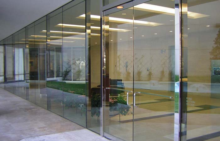 Tìm hiểu cửa kính cường lực