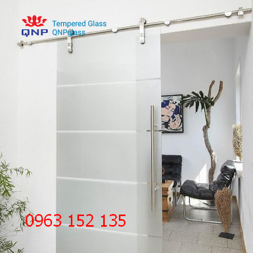 Cơ sở nào lắp cửa kính cường lực mở trượt được đánh giá cao ? cửa kính cường lực mở trượt