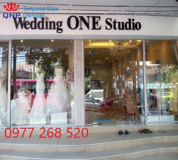 Cửa kính cường lực quận Hai Bà Trưng, Cửa kính cường lực Hà Nội giá rẻ, Cửa kính cường lực nhà phố đẹp