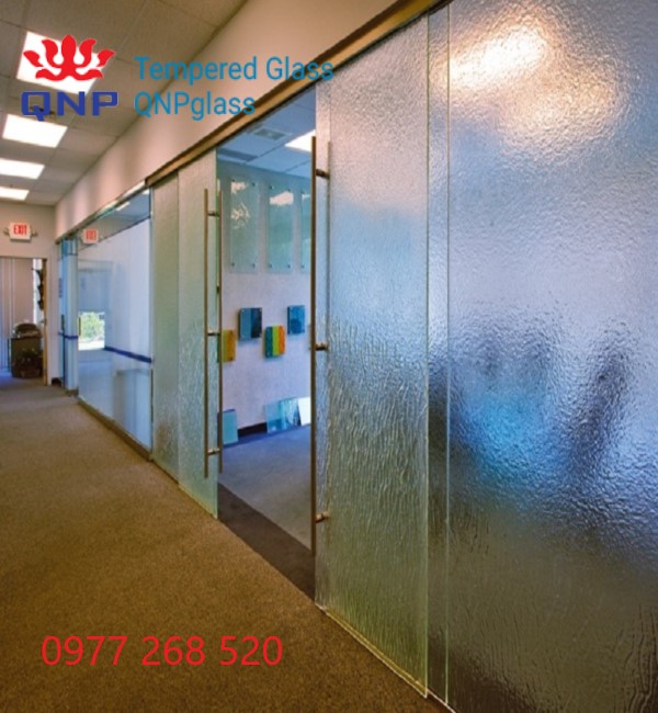 Thi công vách kính cường lực chuyên nghiệp tại trường học đảm bảo hài lòng quý khách ,Vách kính cường lực