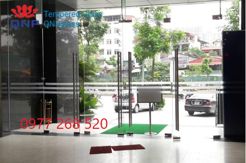 Cửa kính cường lực sảnh tòa nhà, cửa kính cường lực nhà máy, cửa kính cường lực cơ quan