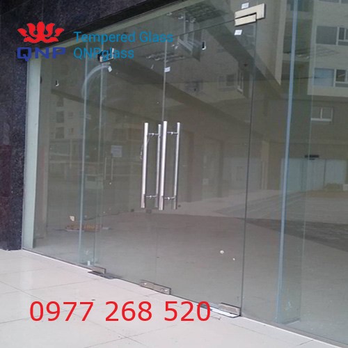 Lắp cửa kính cường lực tại Phúc Thọ
