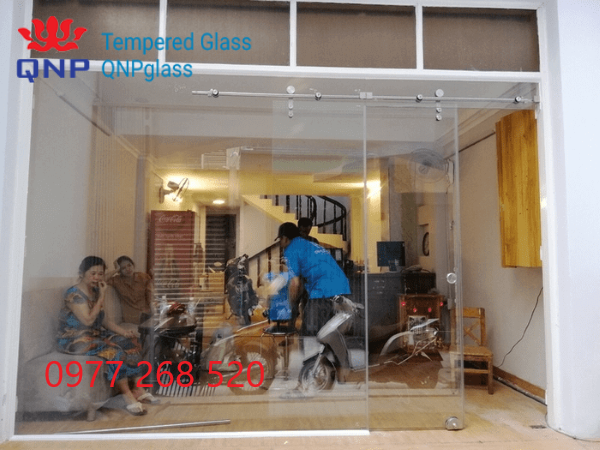 Lam cua kinh cuong luc tai Ho Tung Mau, Lam cua kinh cuong luc tai My Dinh, Lam cua kinh cuong luc tai Pham Van Dong