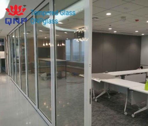 Thi công vách kính cường lực tại Đông Anh cần lưu ý những gì ?  sử dụng vách kính cường lực