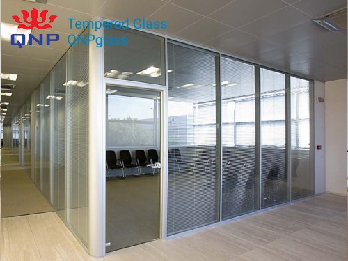 Hỏi đáp; Lắp đặt vách kính cường lực Bắc Giang đơn vị nào uy tín nhất ? Vách kính cường lực