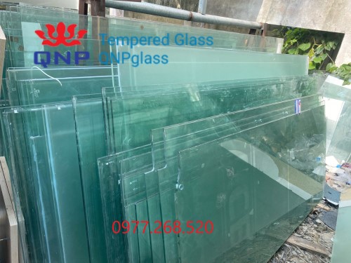 Bán kính cường lực cũ, chuyên làm kính cường lực cũ, chuyên cung cấp kính cũ