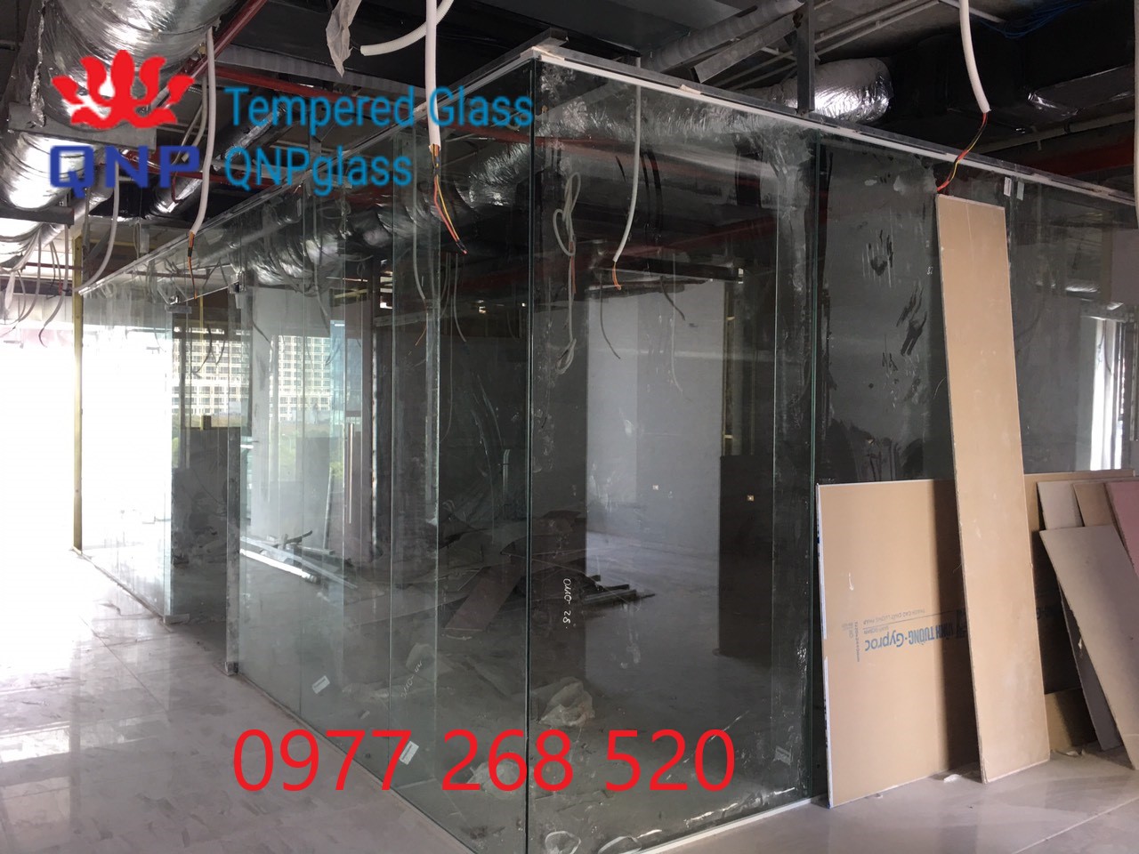 Vách kính cường lực nhà xưởng, Vách kính cường lực nhà máy, Vách kính cường lực xí nghiệp