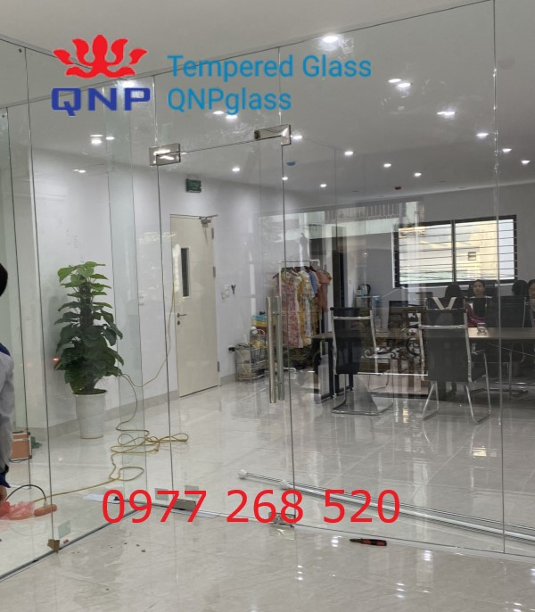 Đơn vị thi công cửa kính thủy lực uy tín, Địa chỉ thi công cửa kính thủy lực giá rẻ, Dịch vụ thi công cửa kính thủy lực trọn gói