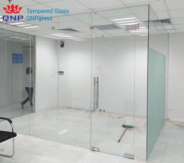 Tổng kho cung cấp kính cường lực xây dựng chính hãng, kính cường lực cho lan can