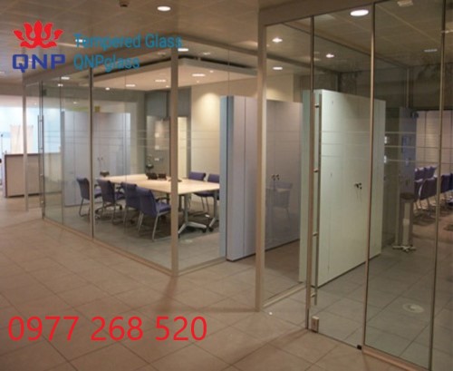 Chuyên lắp đặt vách kính nhà xưởng tại Hòa Lạc Hà Nội, kính cường lực