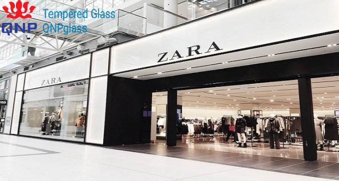 Tìm đơn vị thi công vách kính showroom chất lượng tại Hà Nội bằng cách nào? Vách kính showroom chất lượng