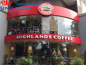 Các ưu điểm khi lắp đặt vách ngăn kính, vách ngăn kính