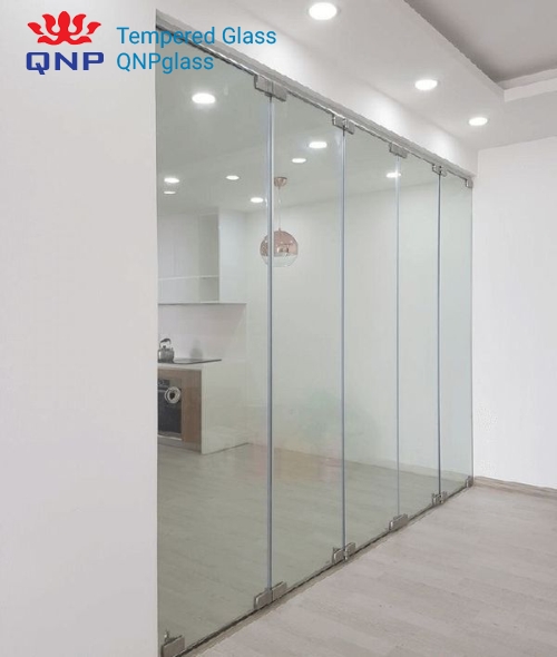 Cửa kính văn phòng