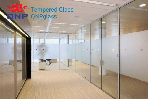 Giá cửa kính văn phòng, cửa kính văn phòng giá rẻ