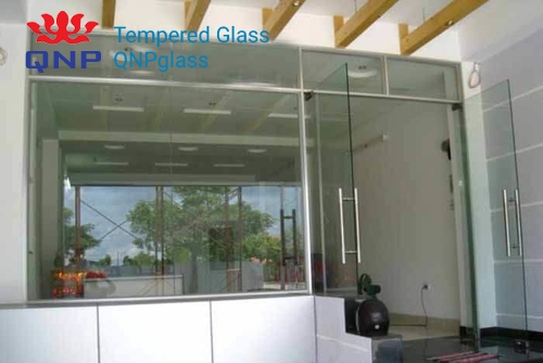 Ở đâu làm cửa kính nhà xưởng