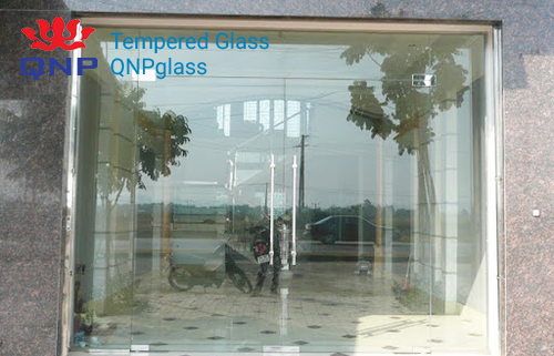 Thi công cửa kính 5 tấm chất lượng cao, thi công cửa kính