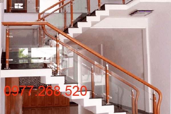 Kính cường lực làm cầu thang, làm cầu thang kính rẻ